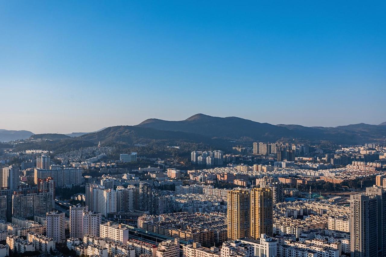 Kunming Hotel High Sky View Apartment Экстерьер фото